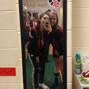 Meet your Posher, Lindsey